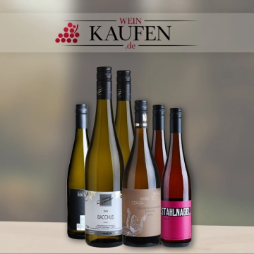 Rotweinpakete und Weißweinpakete in Königsbach-Stein bestellen